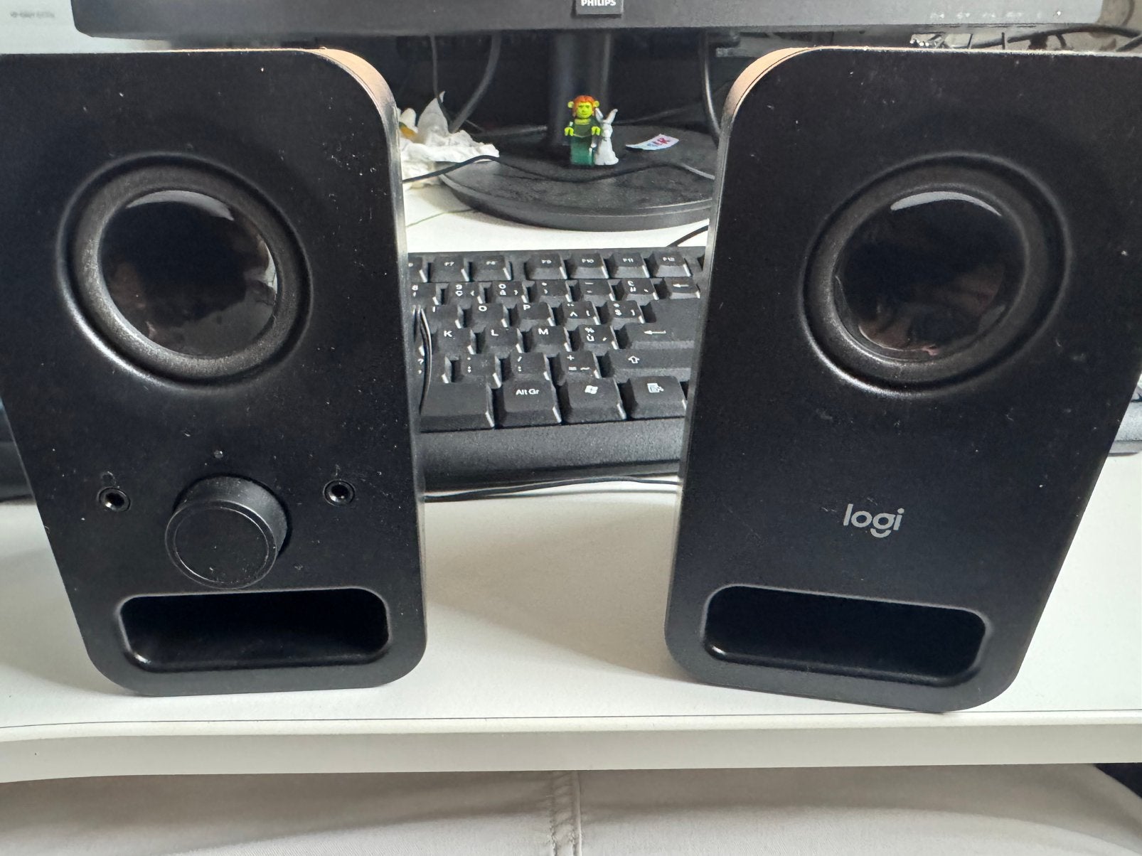 logitech Z150 speakers, Computers en Software, Ophalen, Zo goed als nieuw