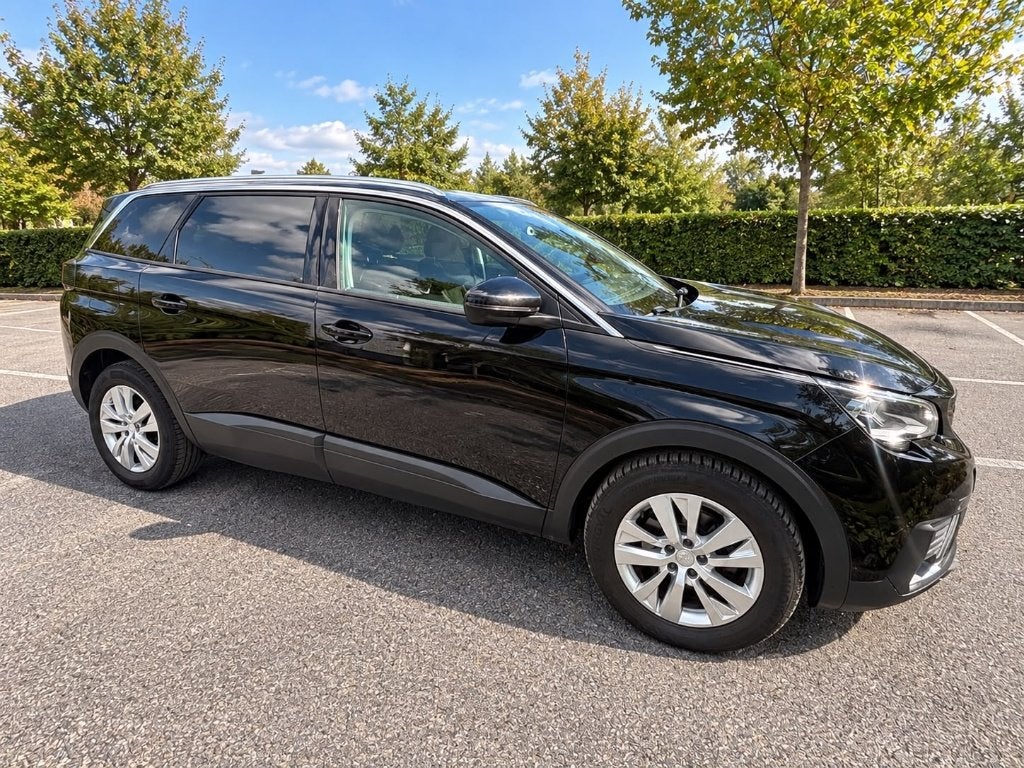 ​ Peugeot 5008 en parfait état à vendre !, Autos, Achat, Euro 6, Entreprise, 7 places
