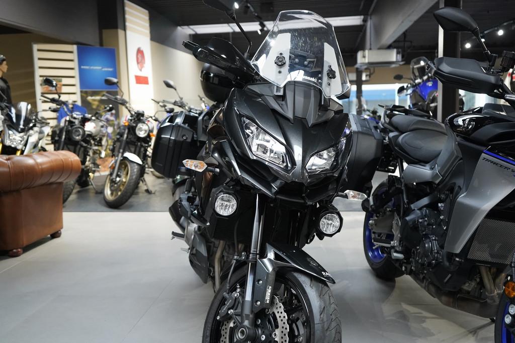 Kawasaki Versys 1000 (bj 2016), Motoren, Bedrijf, Info@kawasaki.nl, Toermotor, Jacobus Spijkerdreef 1-3
2132 PZ  Hoofddorp, NL