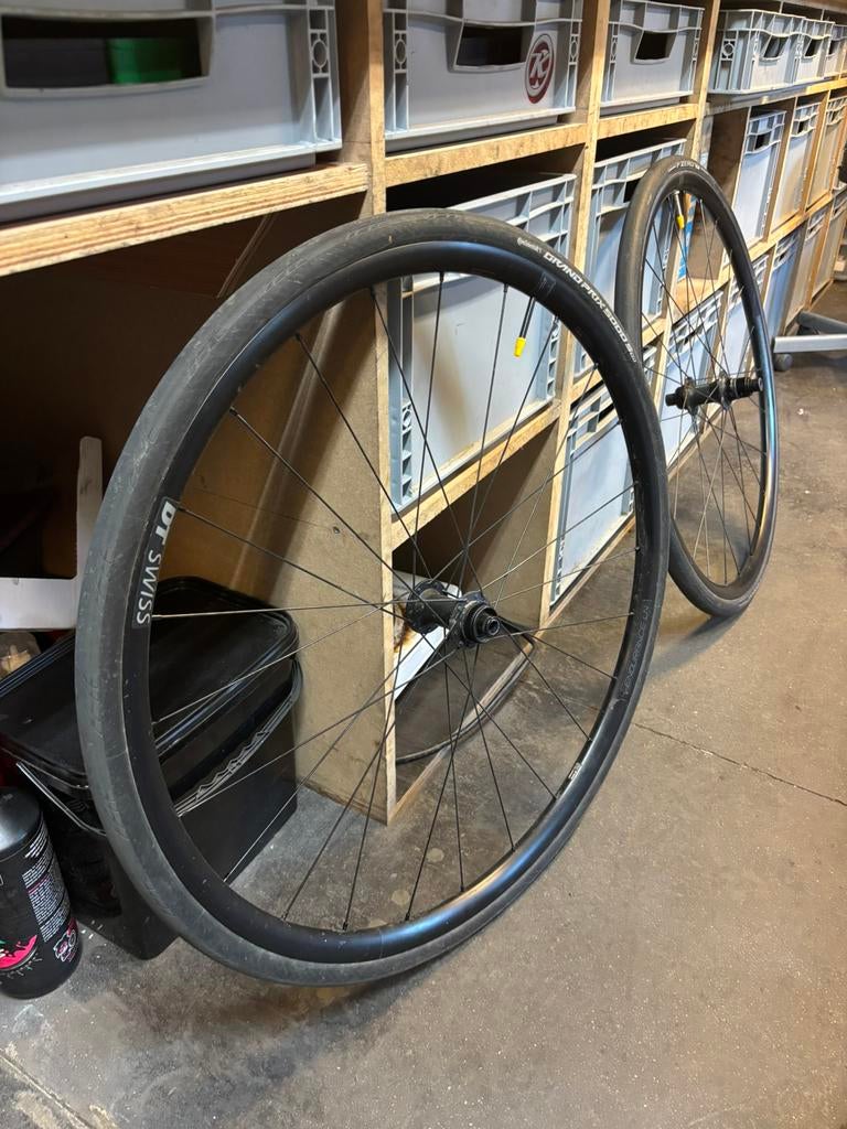 Roue DT swiss, Enlèvement ou Envoi, Comme neuf, Roue