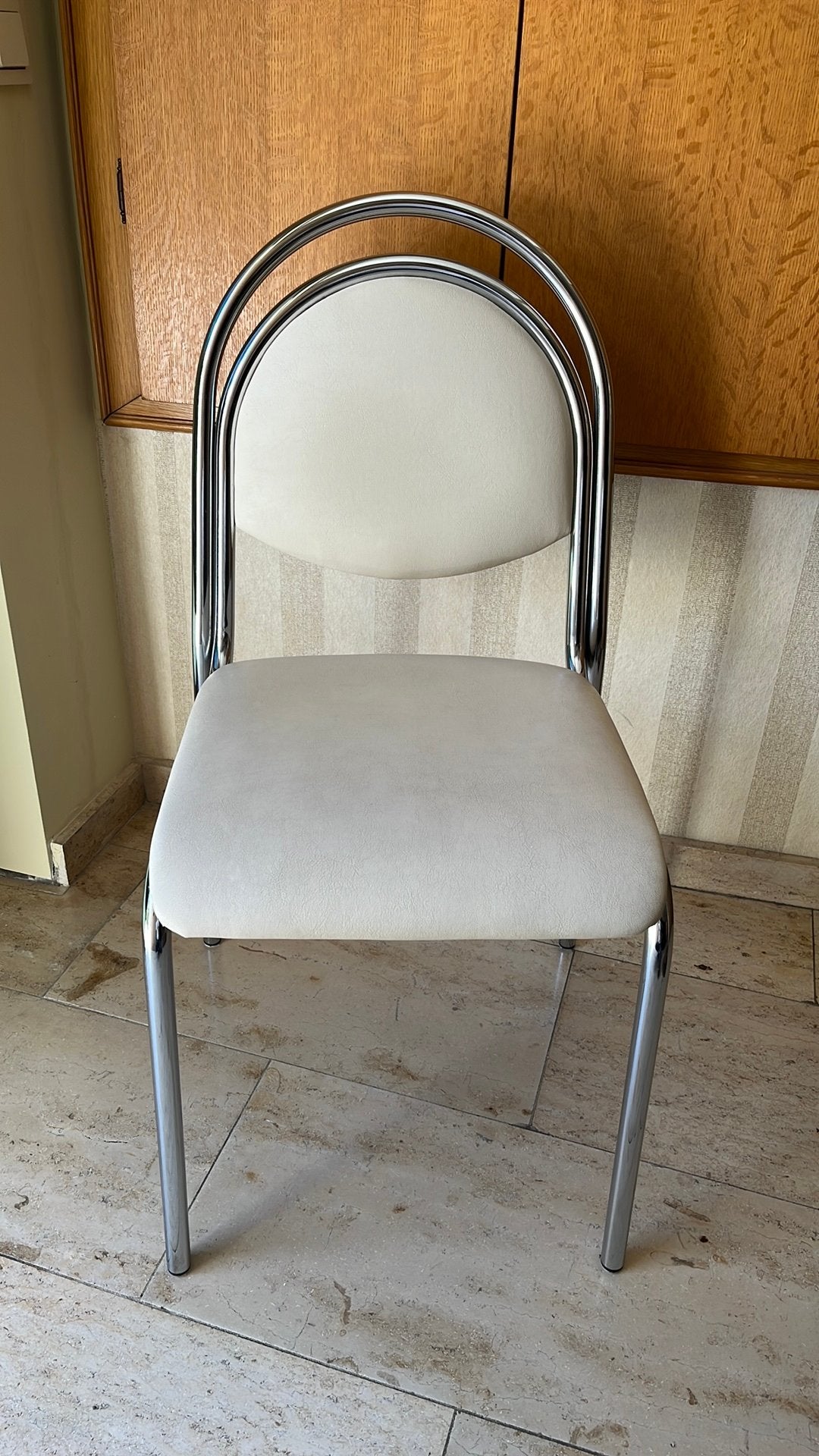 4 stoelen (eventueel met tafel ), Ophalen, Gebruikt