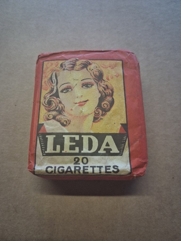 Cigarettes LEDA, Collections, Enlèvement ou Envoi, Comme neuf, Panneau publicitaire