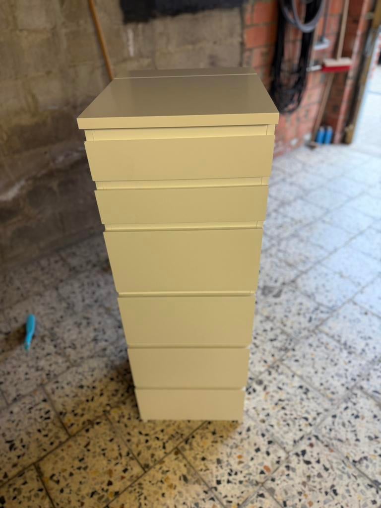 Ikea malm ladekast met spiegel, 25 à 50 cm, 5 tiroirs ou plus, Enlèvement, Utilisé