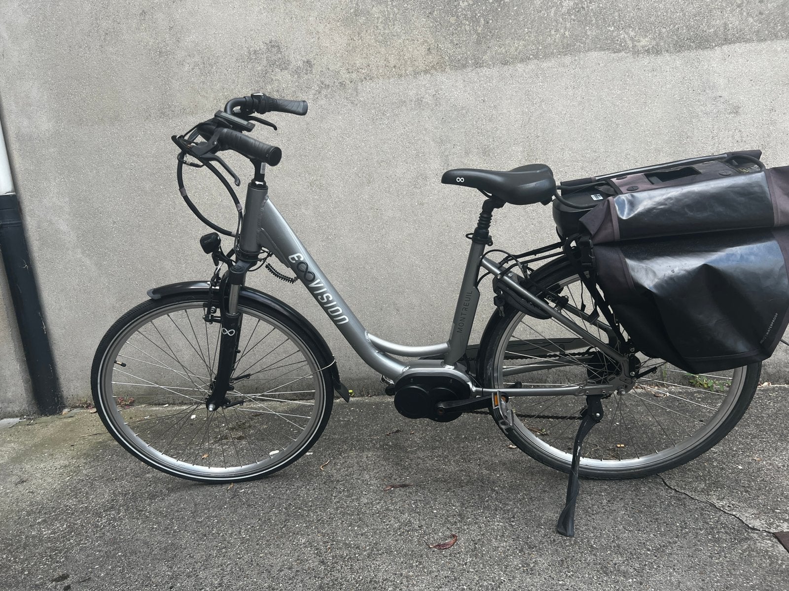 Elektrische fiets 28 inch bafang middenmotor, Ophalen, Zo goed als nieuw