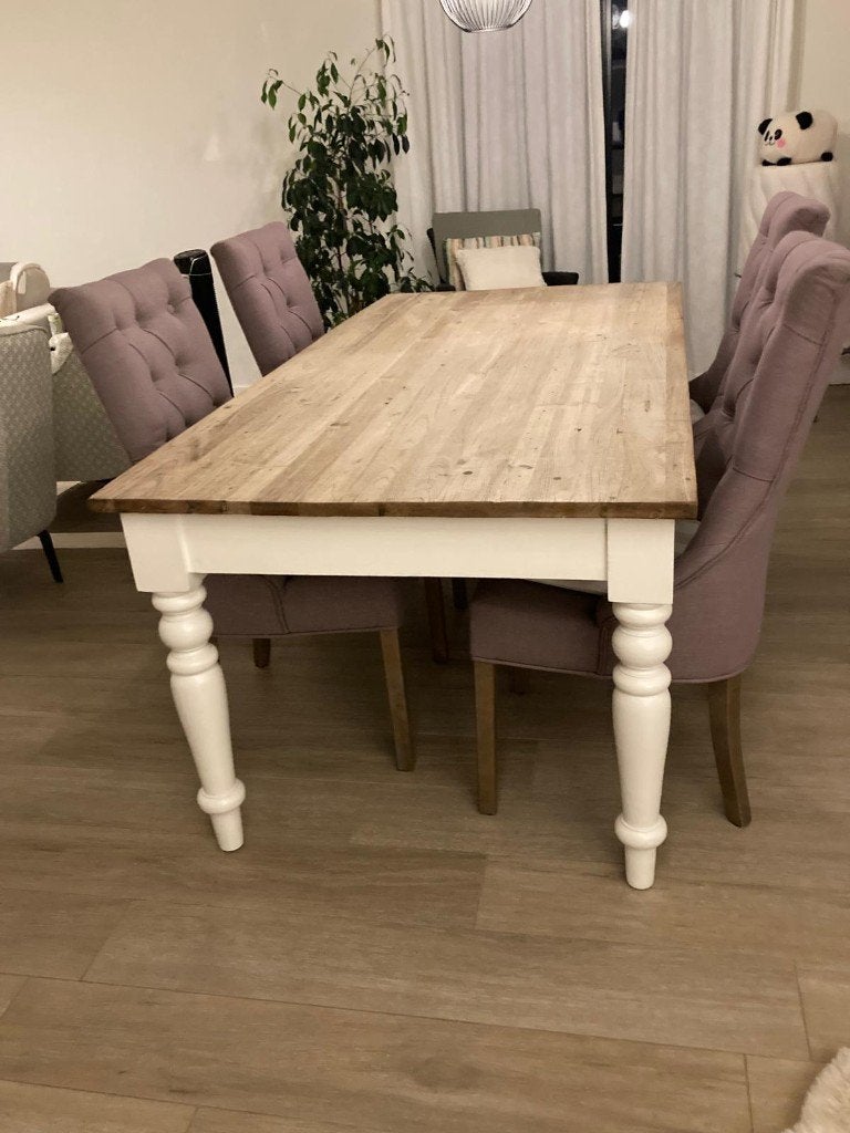Prachtige tafel in boerderijstijl + 4 gestoffeerde stoelen, Ophalen