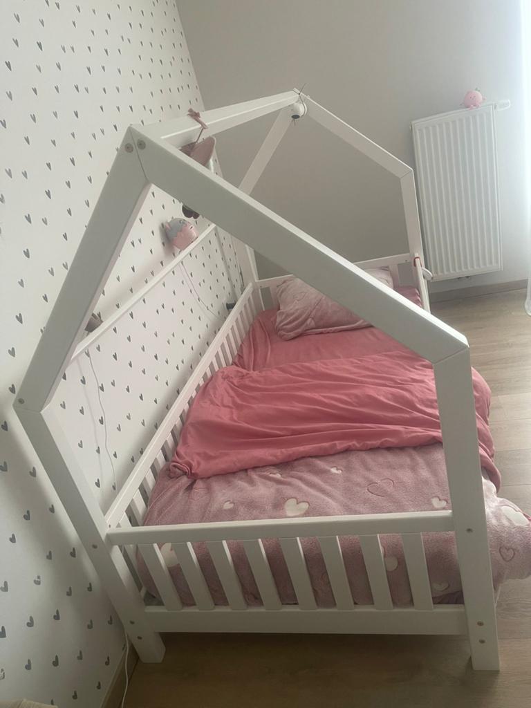 Kinderbed te koop (2jaar oud), Kinderen en Baby's, Kinderkamer | Bedden, Zo goed als nieuw, Matras, Ophalen