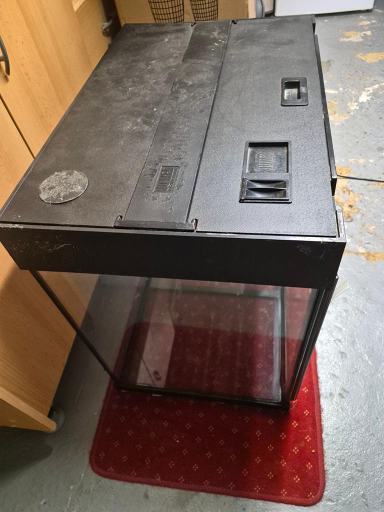 A vendre aquarium 120L   Hauteur 60/ Largeur 40/ Longueur 60, Dieren en Toebehoren, Vissen | Aquaria en Toebehoren, Ophalen, Verwarming