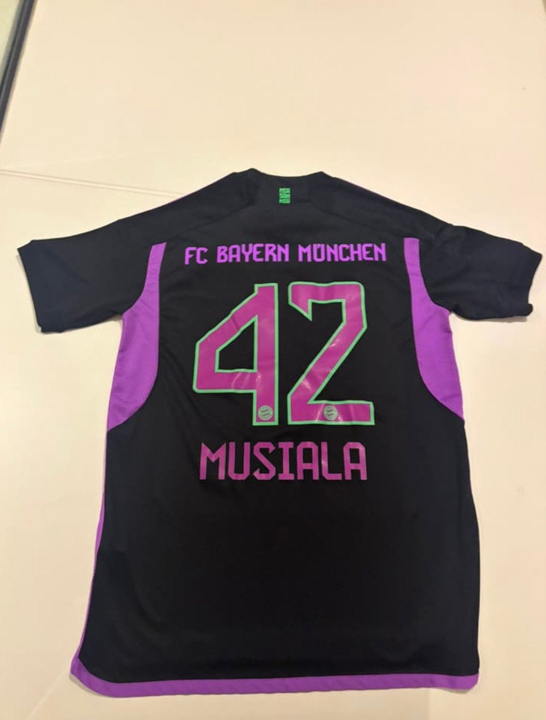 Musiala fc bayern shirt