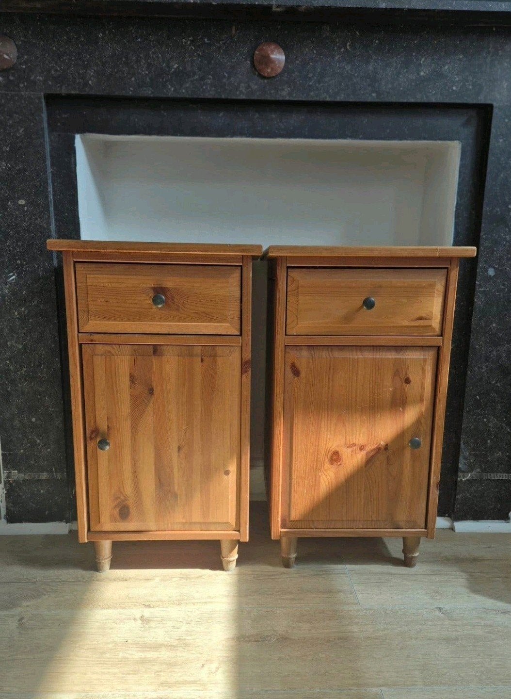 Tables de chevet IKEA HEMNES, Maison & Meubles, Chambre à coucher | Tables de chevet, Enlèvement, Utilisé, 70 cm ou plus