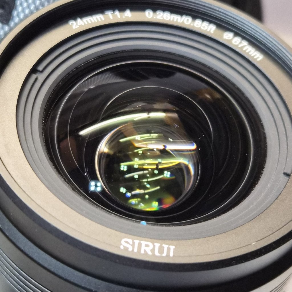 Kit Objectif SIRUI + PDmovie – Comme neuf, Canon RF, Comme neuf, Enlèvement, Objectif grand angle
