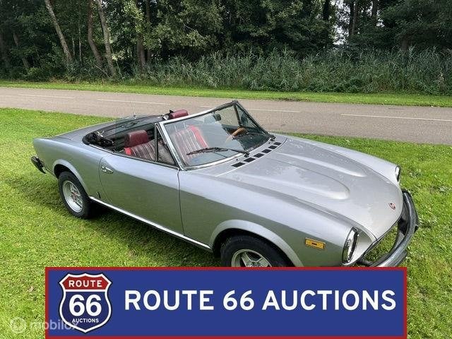 Fiat Spider 2000 | 1981 | Route 66 Auctions, Autos, Achat, Entreprise, Boîte manuelle, Autre carrosserie