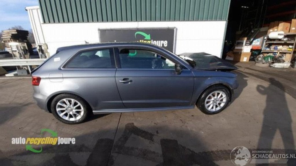 Audi A3 A3 (8V1/8VK), Hatchback 3-drs, 2012 / 2020 1.6 TDI U, Autos : Pièces & Accessoires, Autres pièces automobiles, Audi AG
