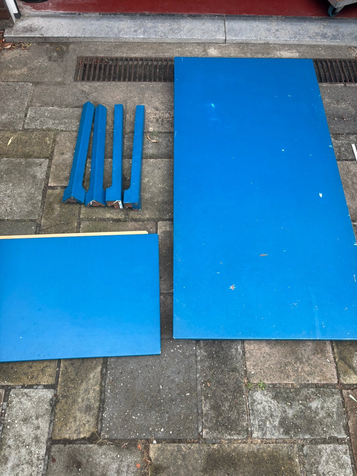 IKEA EKEDALEN uitschuifbare tafel – blauw, 150 à 200 cm, Cinq personnes ou plus, Enlèvement, Utilisé
