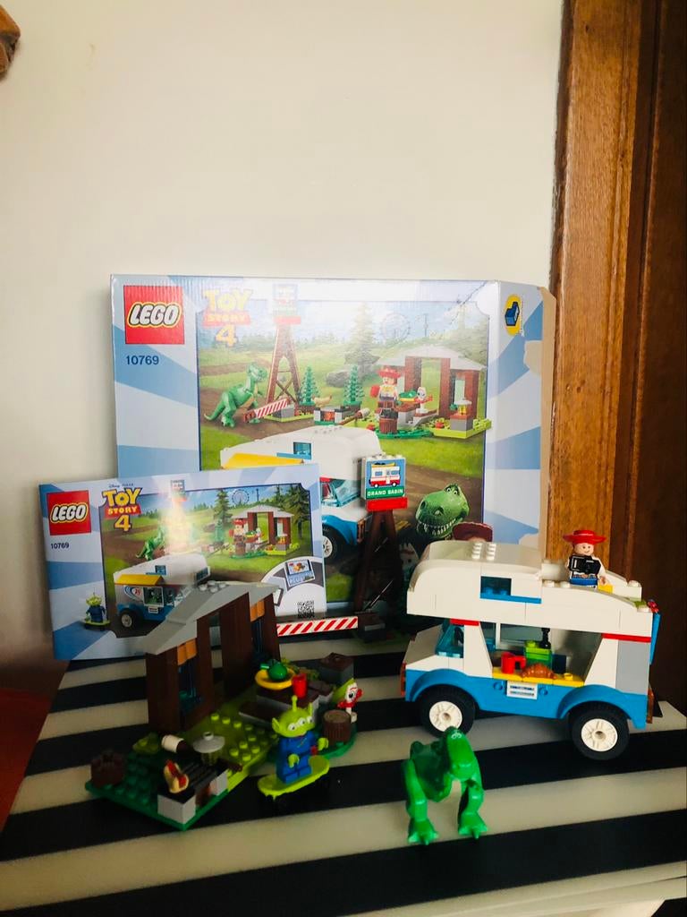 LEGO - Toy Story 4 - Camper Vakantie - 10769, Lego, Ophalen of Verzenden, Zo goed als nieuw, Compleet