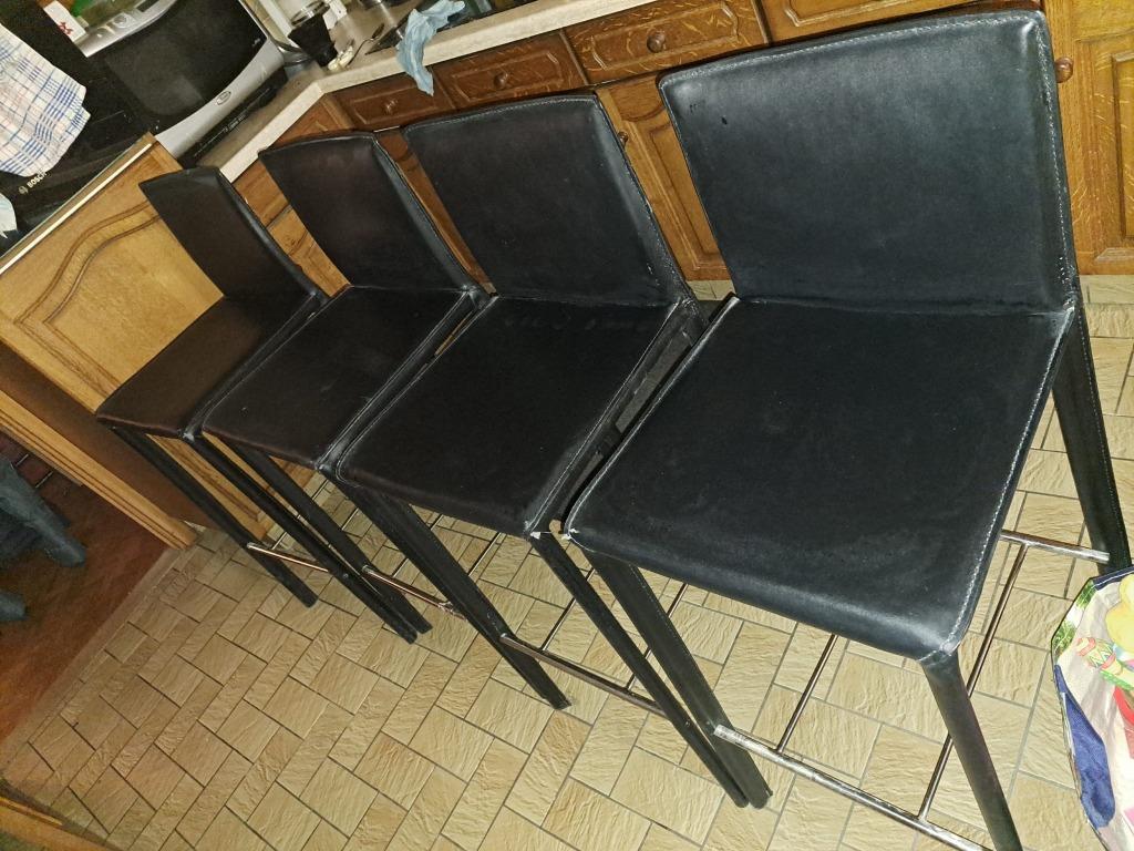 4 lederen barstoelen te koop!, Ophalen, Gebruikt, Met voetsteun, 60 tot 90 cm