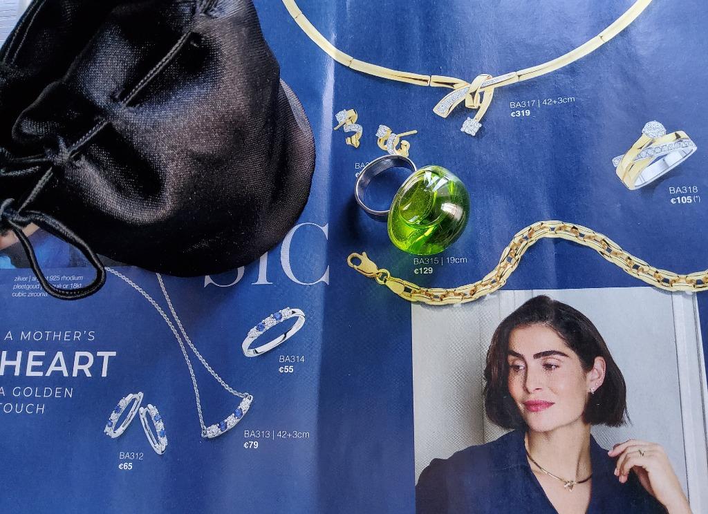 Belle bague en vert Pylones nouvelle taille unique, Envoi, Neuf, Vert, Fer ou Acier