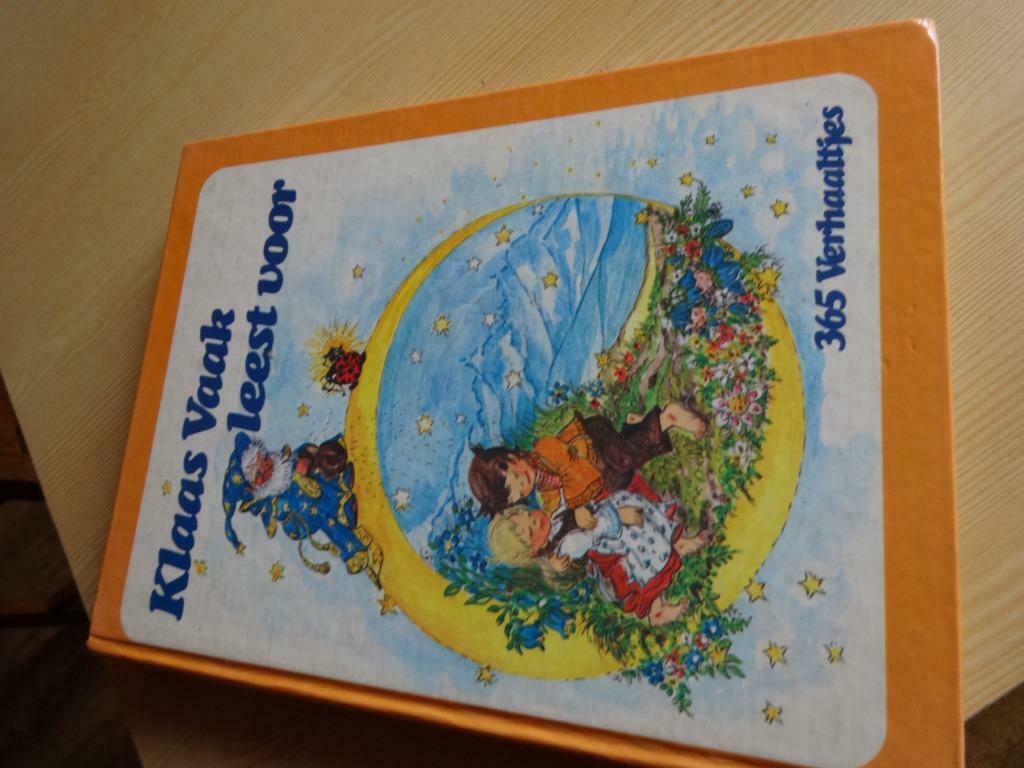 Klaas Vaak leest voor, Ophalen of Verzenden, Zo goed als nieuw, Voorleesboek