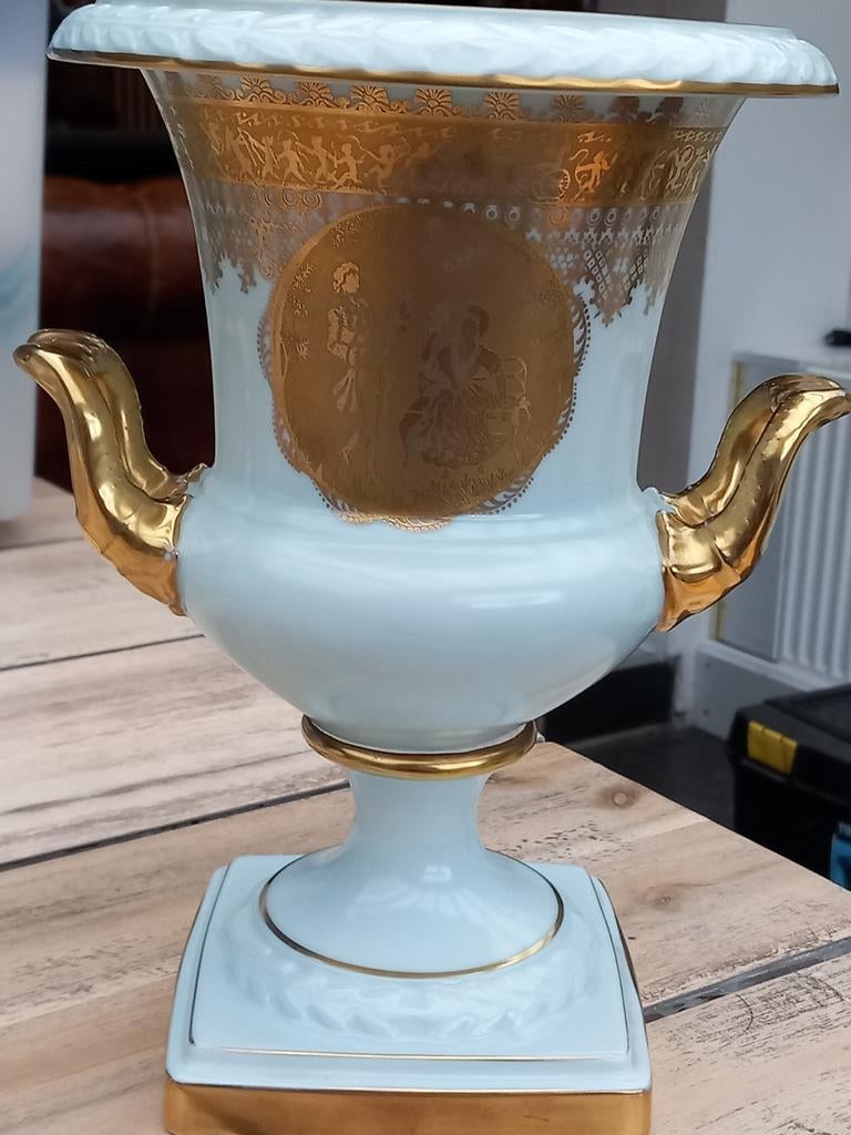 Vase porcelaine doré a l'or fin, Enlèvement