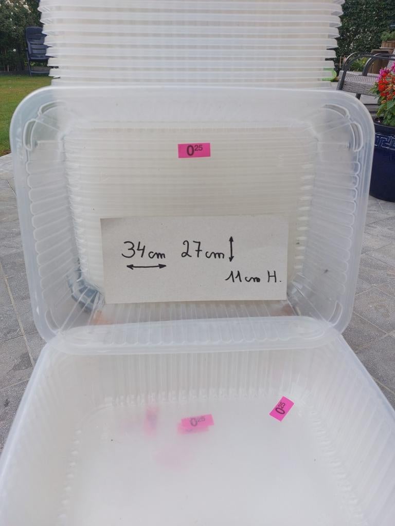 Pvc bakken. 15 €  100  stuks         r 4 stuks., Ophalen, Zo goed als nieuw