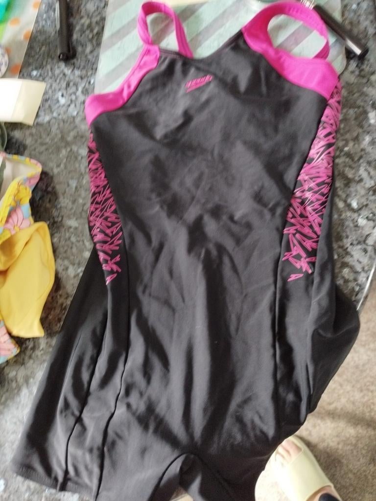 Badpak Speedo 164 cm, Kleding | Dames, Ophalen, Zo goed als nieuw, Badpak