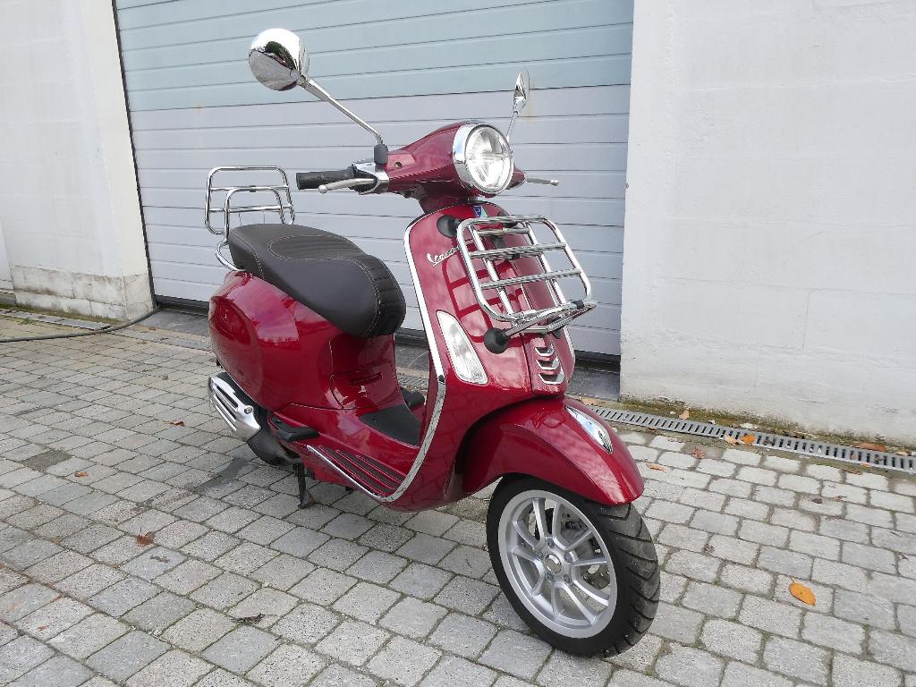 Vespa Primavera klasse B met slechts 3.000 km, 1j. garantie, Fietsen en Brommers, Scooters | Vespa, Overige modellen, Ophalen of Verzenden