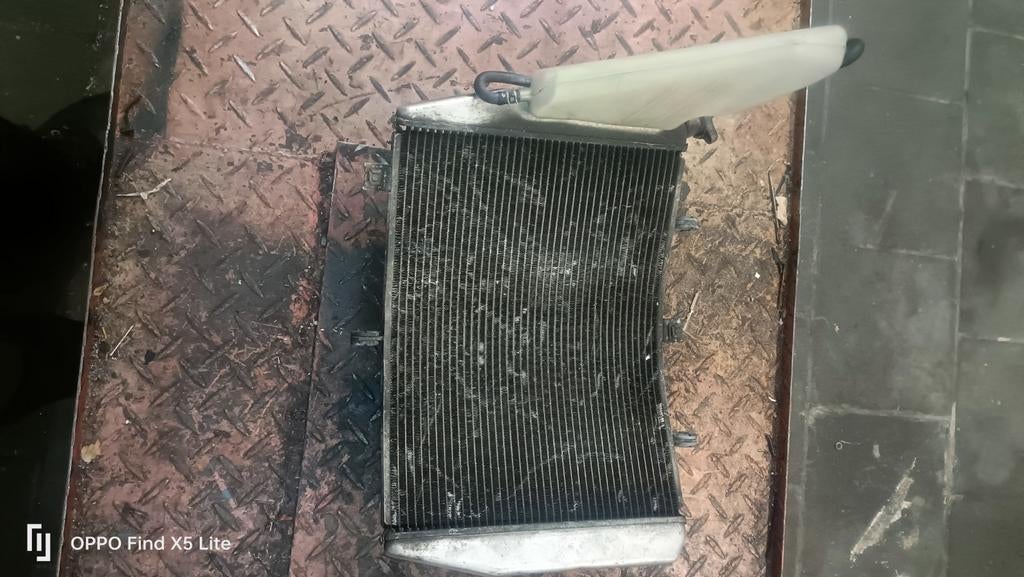 Radiateur Suzuki GSXR600, Motos, Enlèvement ou Envoi