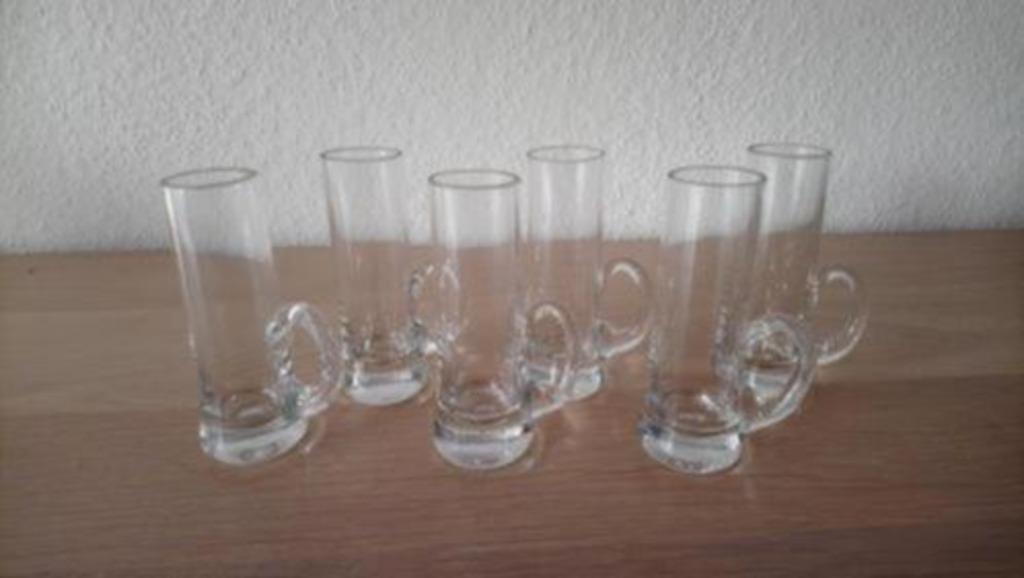 Lot de six petits verres à shot/peket., Enlèvement, Comme neuf, Verres et Verres à shot