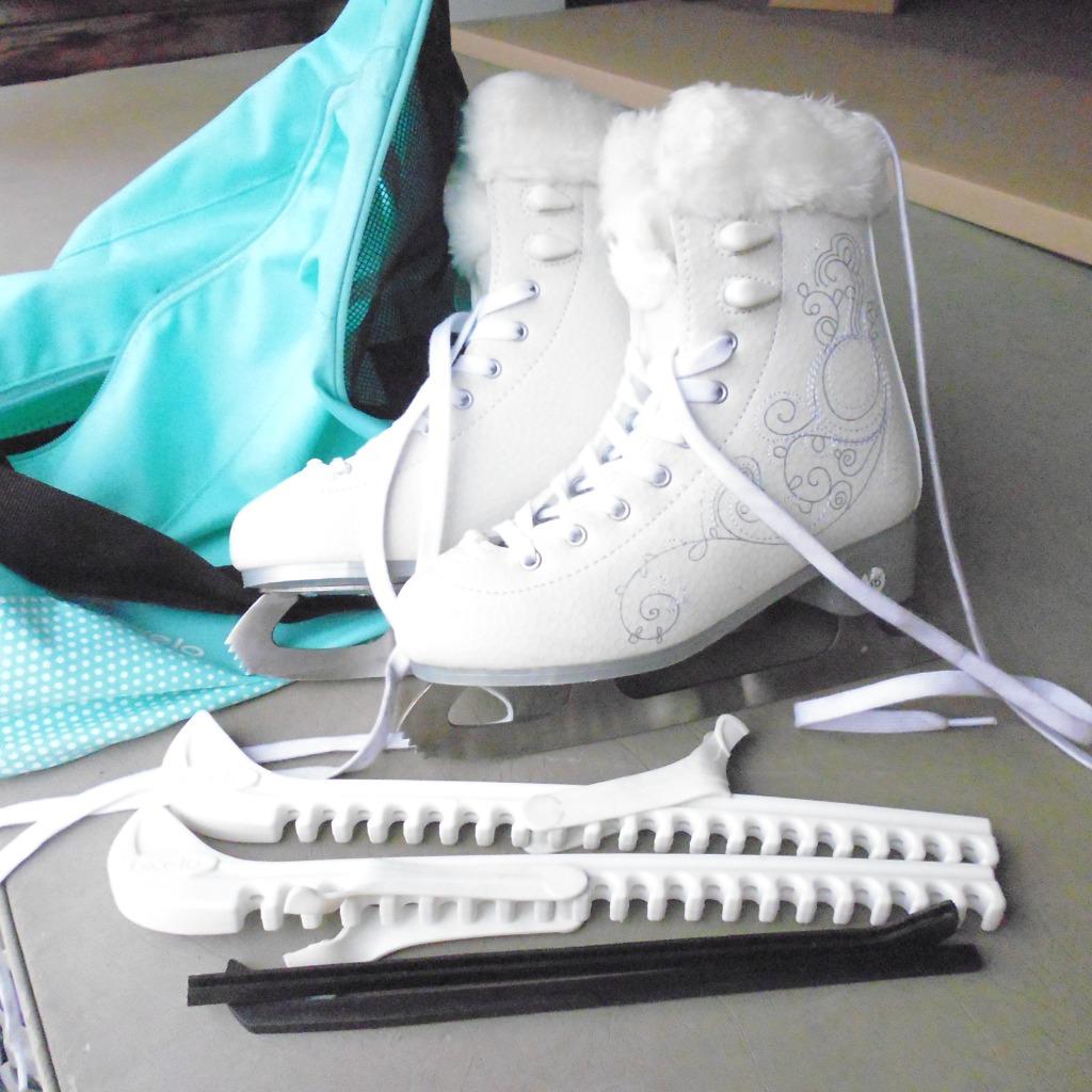 witte meisjes schaatsen 35/36, Sport en Fitness, Schaatsen, Ophalen of Verzenden