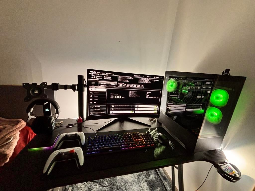 Pc gameur, Enlèvement, Utilisé
