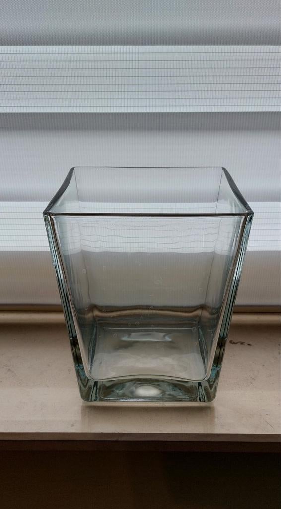 Vierkante vaas DM 14cm, Huis en Inrichting, Overige kleuren, Ophalen of Verzenden, Minder dan 50 cm, Glas