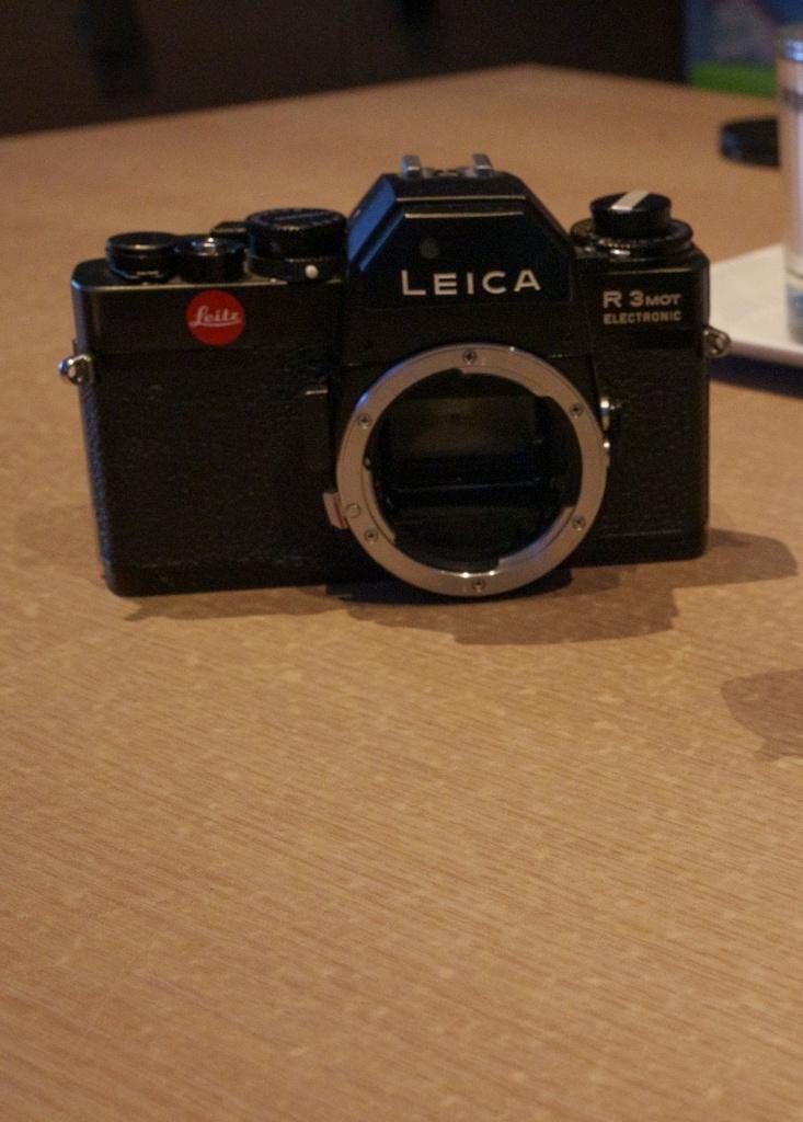 Leica R3 Mot ELECTRONIC pour pièces, Enlèvement ou Envoi, Ne fonctionne pas, Reflex miroir, Leica