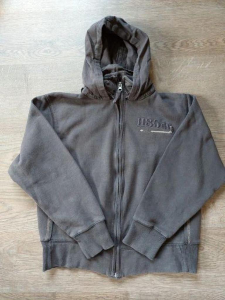 Sweat - La Buissonnière - 10 ans, Garçon, Enlèvement ou Envoi, Pull ou Veste, Utilisé