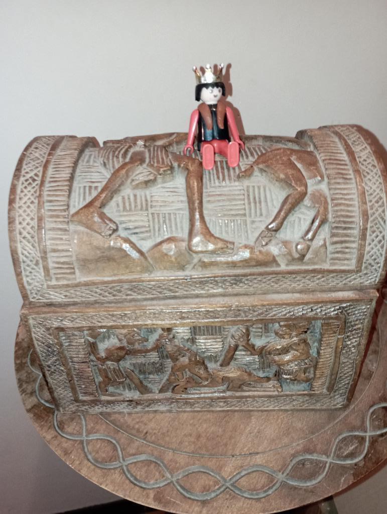 482) Vrolijke vrienden voodoo kistje, Antiek en Kunst, Ophalen of Verzenden