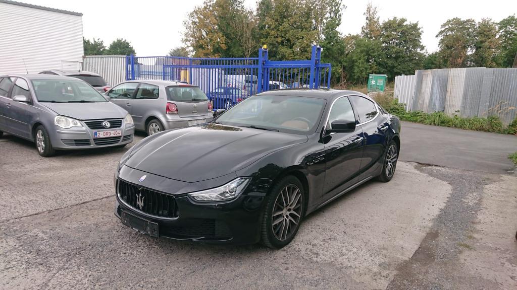 Maserati ghibli 3000cc diesel 186000km carnet 2014 1er prop, Auto's, Maserati, Automaat, Euro 5, Achterwielaandrijving, Leder