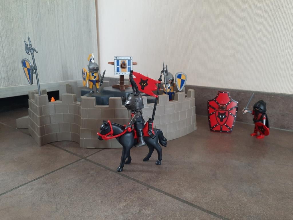 Playmobil meeneemridderburcht, Kinderen en Baby's, Speelgoed | Playmobil, Ophalen of Verzenden, Gebruikt, Complete set