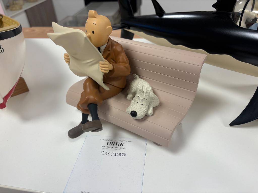 Kuifje op de bank met certificaat Moulinsart, Enlèvement ou Envoi, Tintin, Neuf, Statue ou Figurine
