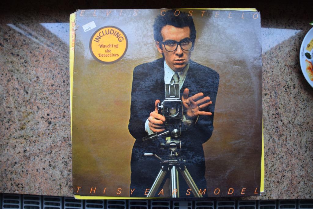 LP Elvis Costello - This years model, Ophalen of Verzenden, Gebruikt, 12 inch