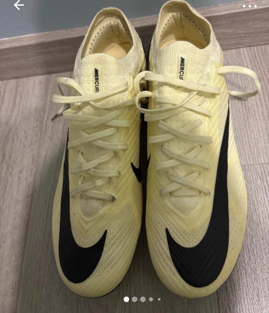 Crampons Nike, Mercurial élite, Schoenen, Nieuw, Maat M, Ophalen of Verzenden
