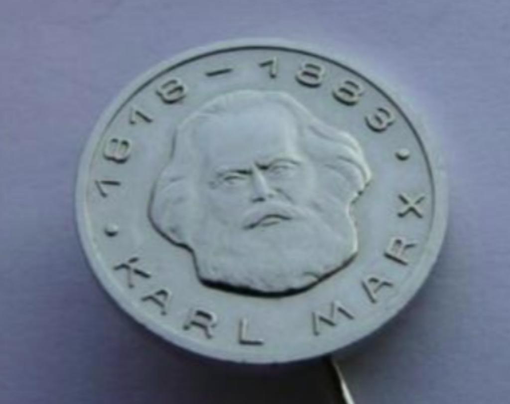 Pin / speldje Karl Marx - in zeer mooie staat, Ophalen of Verzenden, Gebruikt, Overige onderwerpen, Speldje of Pin