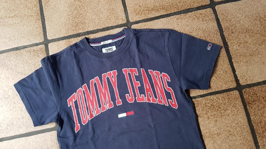 Tommy Hilfiger t-shirt maat xs, Vêtements | Hommes, T-shirts, Enlèvement ou Envoi, Tommy Hilfiger, Porté, Bleu