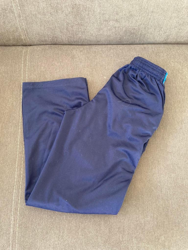 Joggingbroek maat 134/140 heel goede staat, Ophalen of Verzenden, Gebruikt, Jongen, Sport- of Zwemkleding