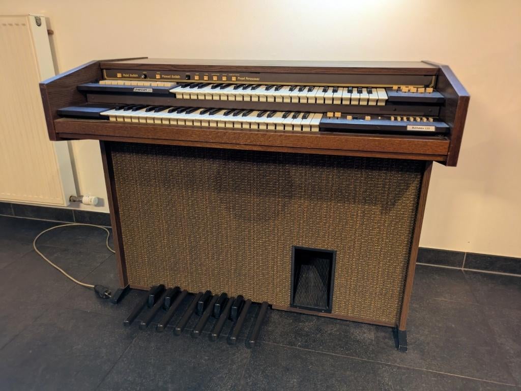 ORGEL OMEGAN 1300, Musique & Instruments, Orgues, Utilisé, Orgue, 2 claviers, Enlèvement