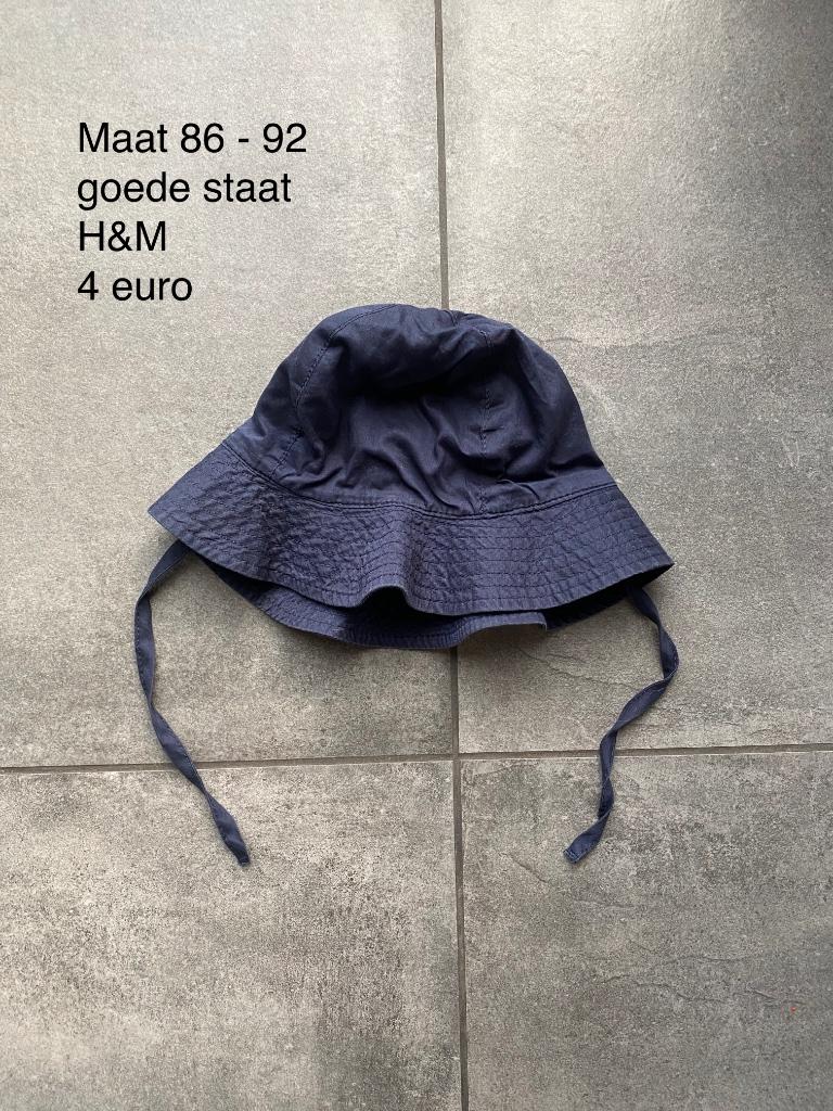 Baby zonnehoedje, maat 86 - 92 in goede staat, H&M, Kinderen en Baby's, Overige typen, Jongetje of Meisje, Ophalen of Verzenden