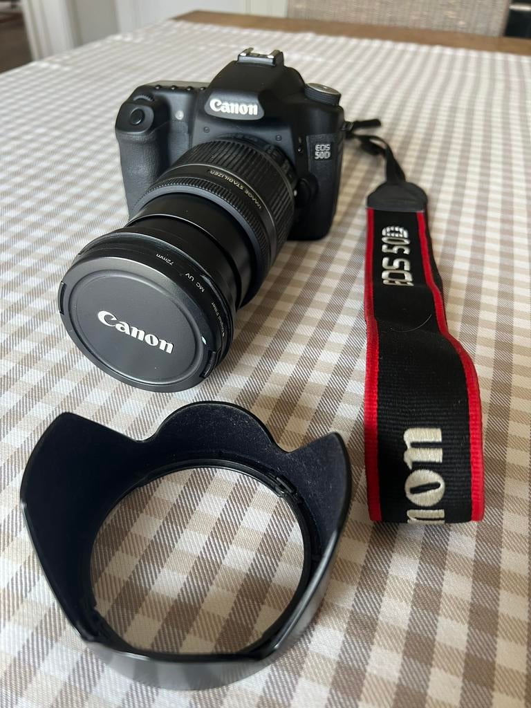 Canon eos 50D + zoomlens canon efs 18-200, Ophalen, Zo goed als nieuw, Canon