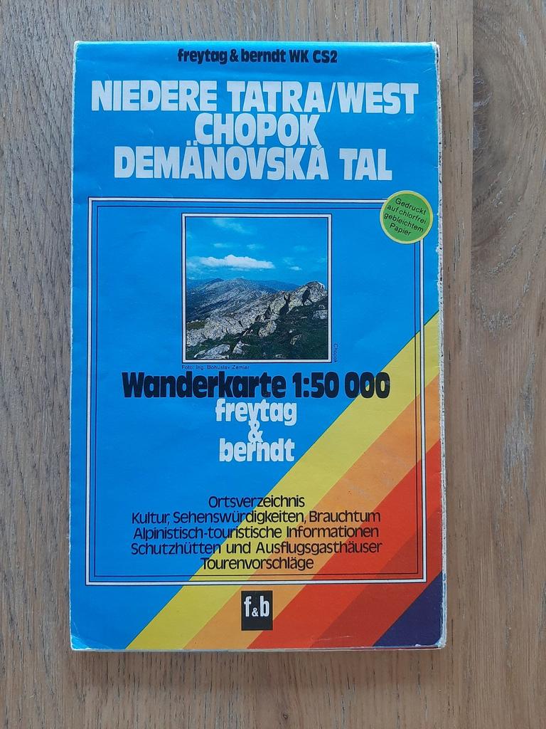 Wandelkaart Lage Tatra (Slovakije), Ophalen of Verzenden, Gelezen, Europa Overig, Landkaart