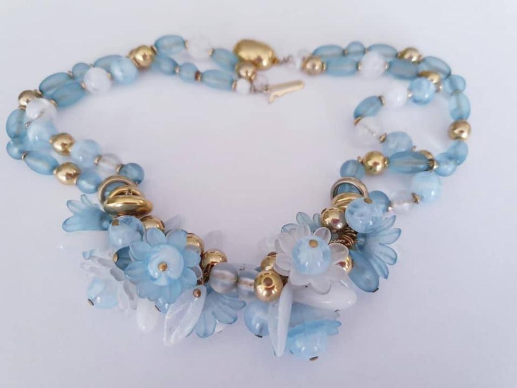 Vintage collier gecarverde lucite American Costume jewelry, Handtassen en Accessoires, Antieke sieraden, Verzenden, Ketting