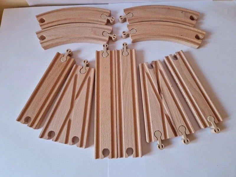 Kit extension circuit train en bois., Enfants & Bébés, Jouets | Circuits, Autres marques, Enlèvement ou Envoi, Comme neuf, Circuit