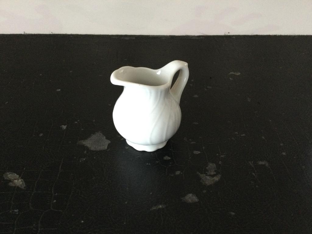 Mini kannetje (NIEUW), Ophalen of Verzenden, Nieuw, Porselein, Overige typen