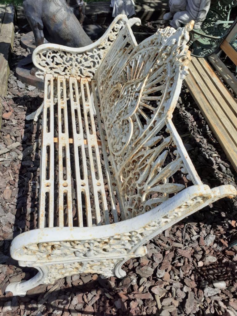 SUPERBE BANC DE JARDIN EN FONTE AVEC CACHET DE FONDEUR., Enlèvement, Utilisé, Autres matériaux