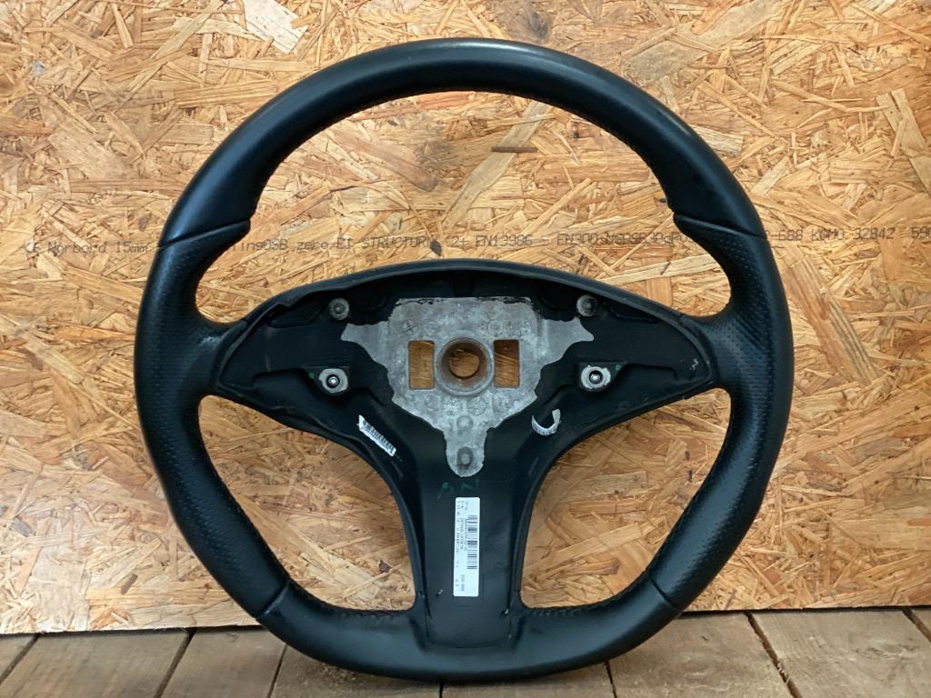 Volant Mercedes-Benz C E (W204) (212) (A2074601103), Autos : Pièces & Accessoires, Commande, Mercedes-Benz, Utilisé, Enlèvement ou Envoi